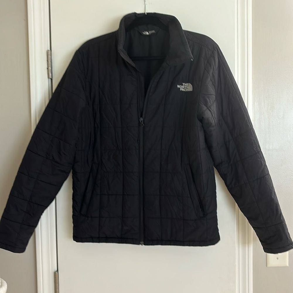 Men’s small North Face quilted jacket in black